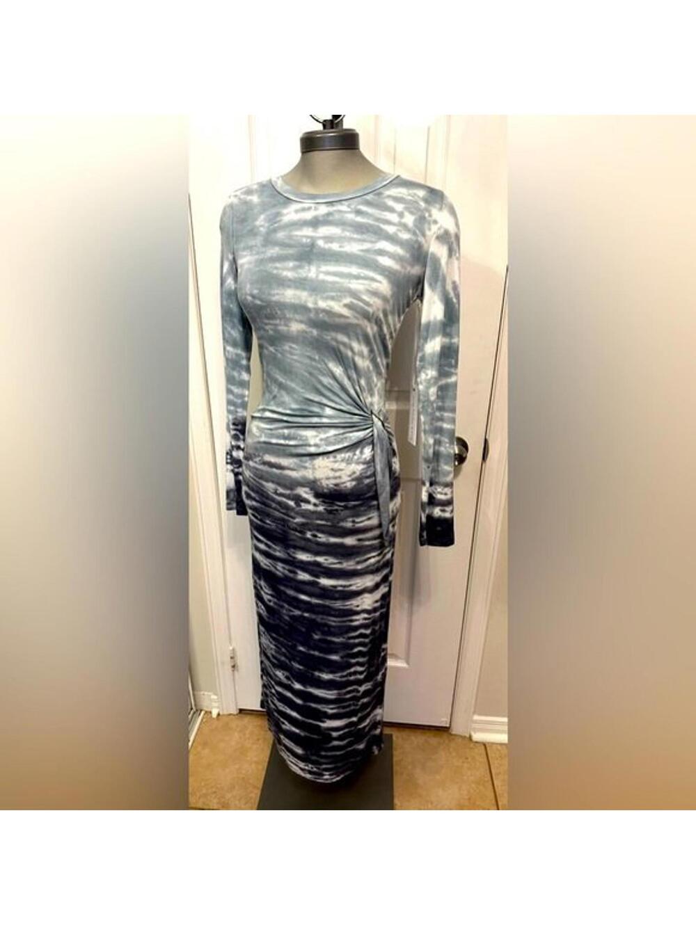 BNWT YOUNG FABULOUS & BROKE Bennet Long Sleeve Blue Ombre Tie Dye Maxi Dress